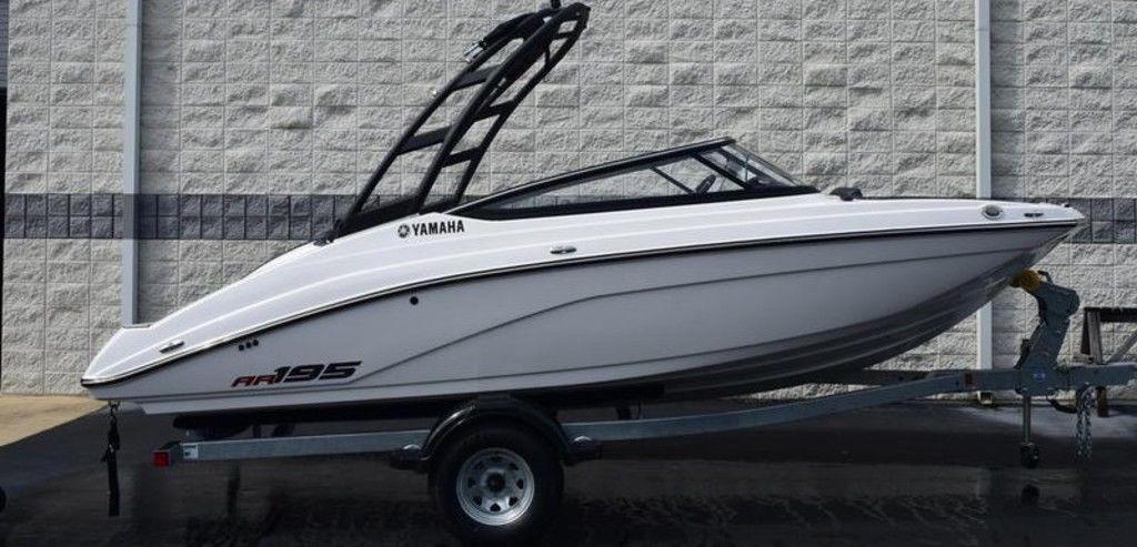 2025 Yamaha Boats AR195