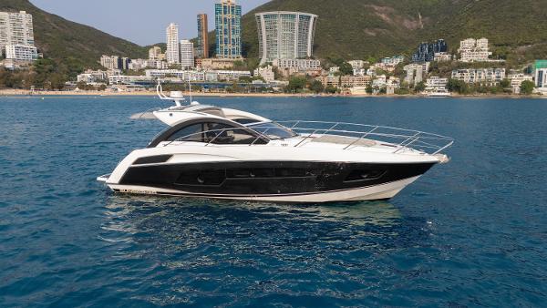 2013 Sunseeker Portofino 40