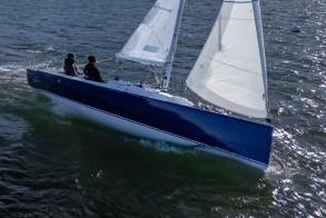 ヨット Jay 金属製 オブジェ 置物 飾り　sailing yacht Jay J/42 ARROWHEAD