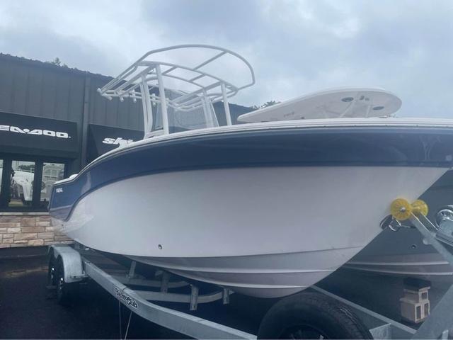 2024 Sea Fox 228 Commander