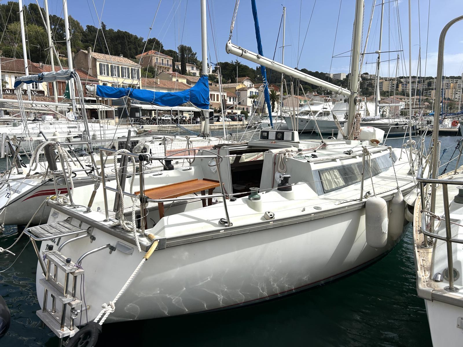 1976 Dufour 31