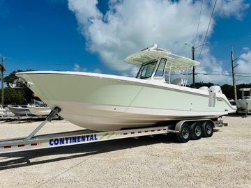 2025 Edgewater 340CC