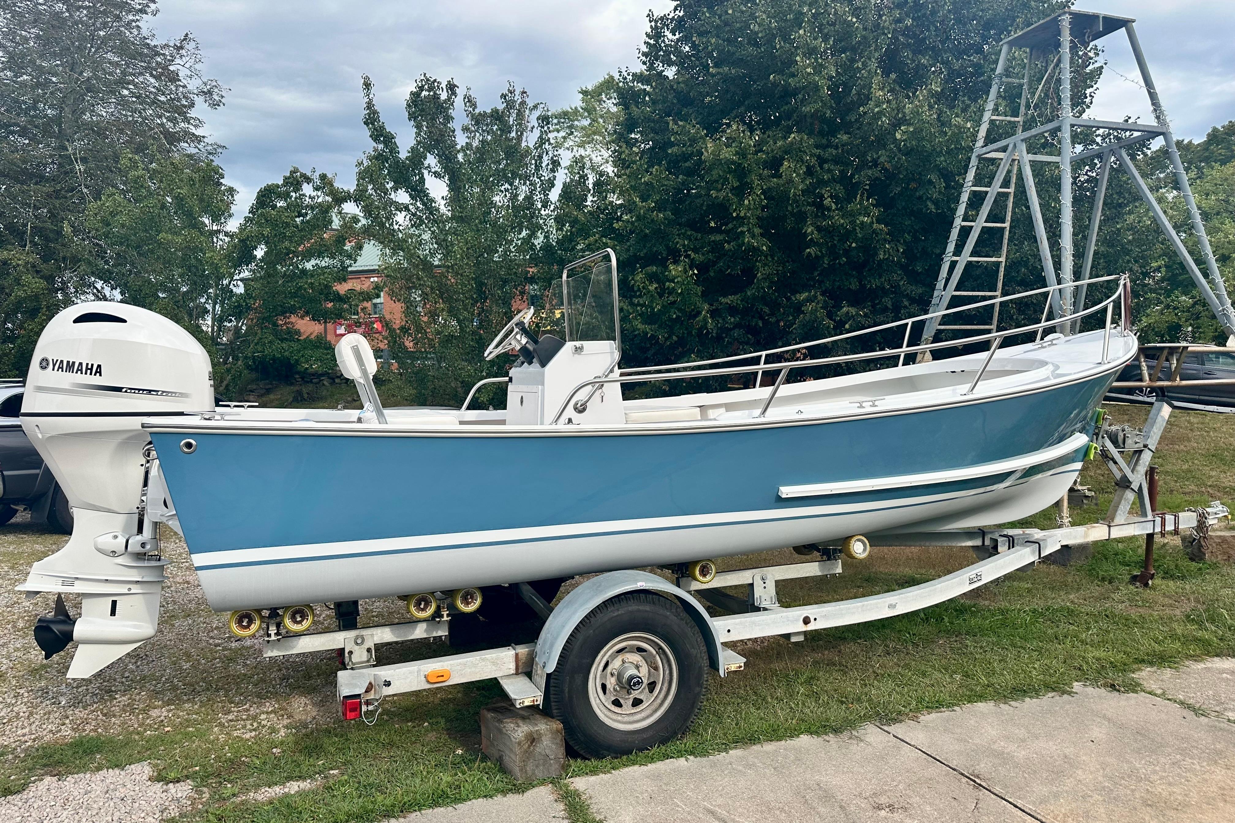2007 Eastern 20' Center Console