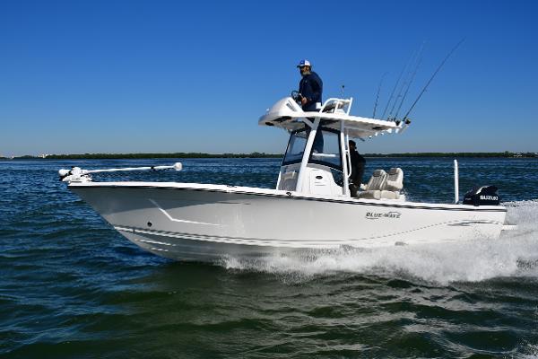 Blue Wave 2800 Pure Hybrid boats for sale - boats.com