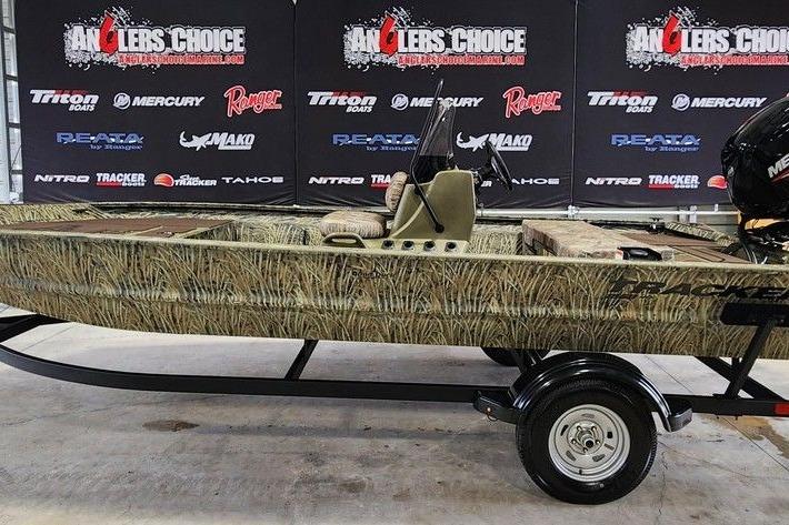 2026 Tracker Grizzly 1860 CC