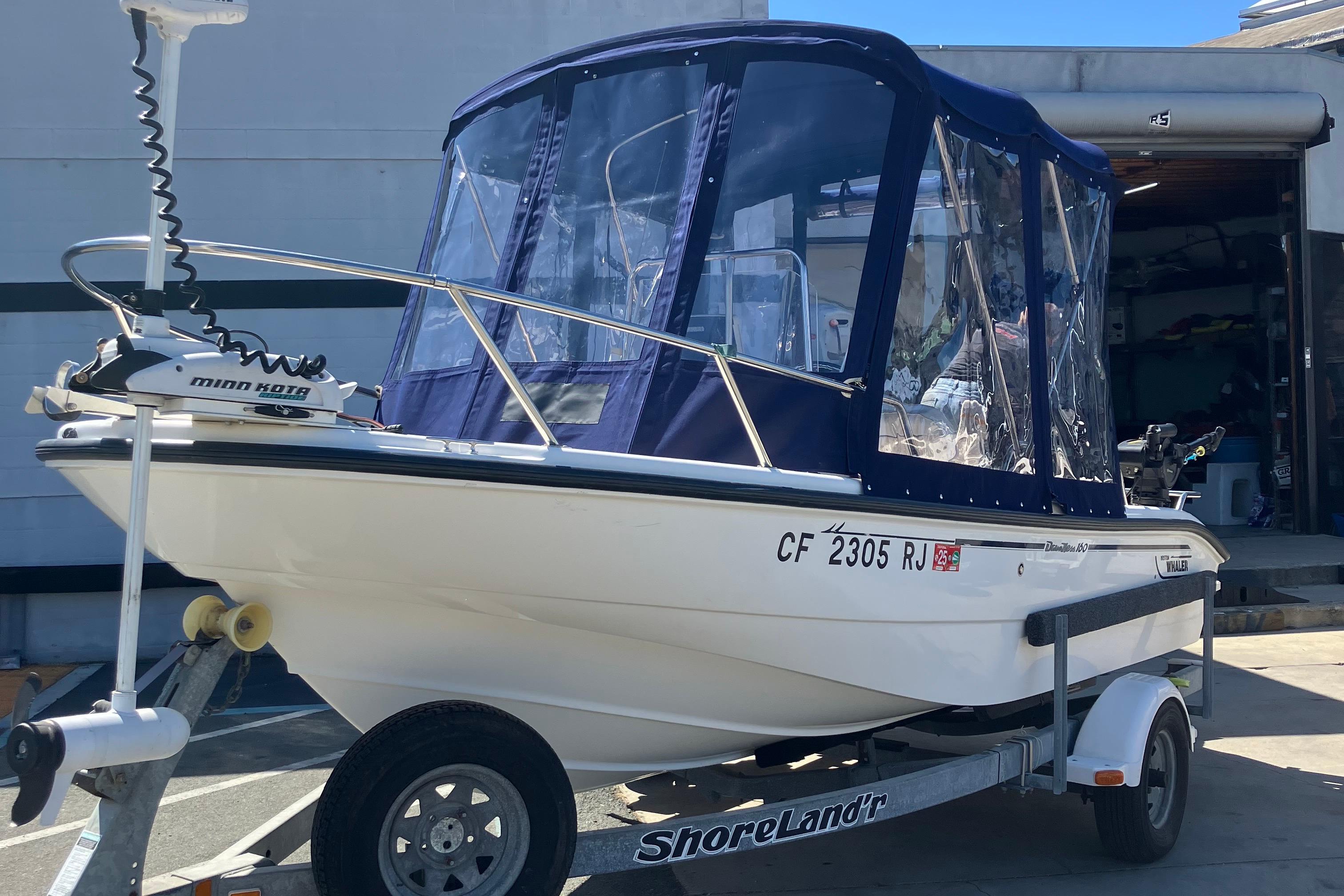 2002 Boston Whaler 160 Dauntless