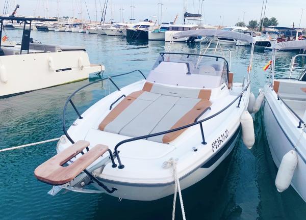 2022 Beneteau Flyer 8 SUNdeck