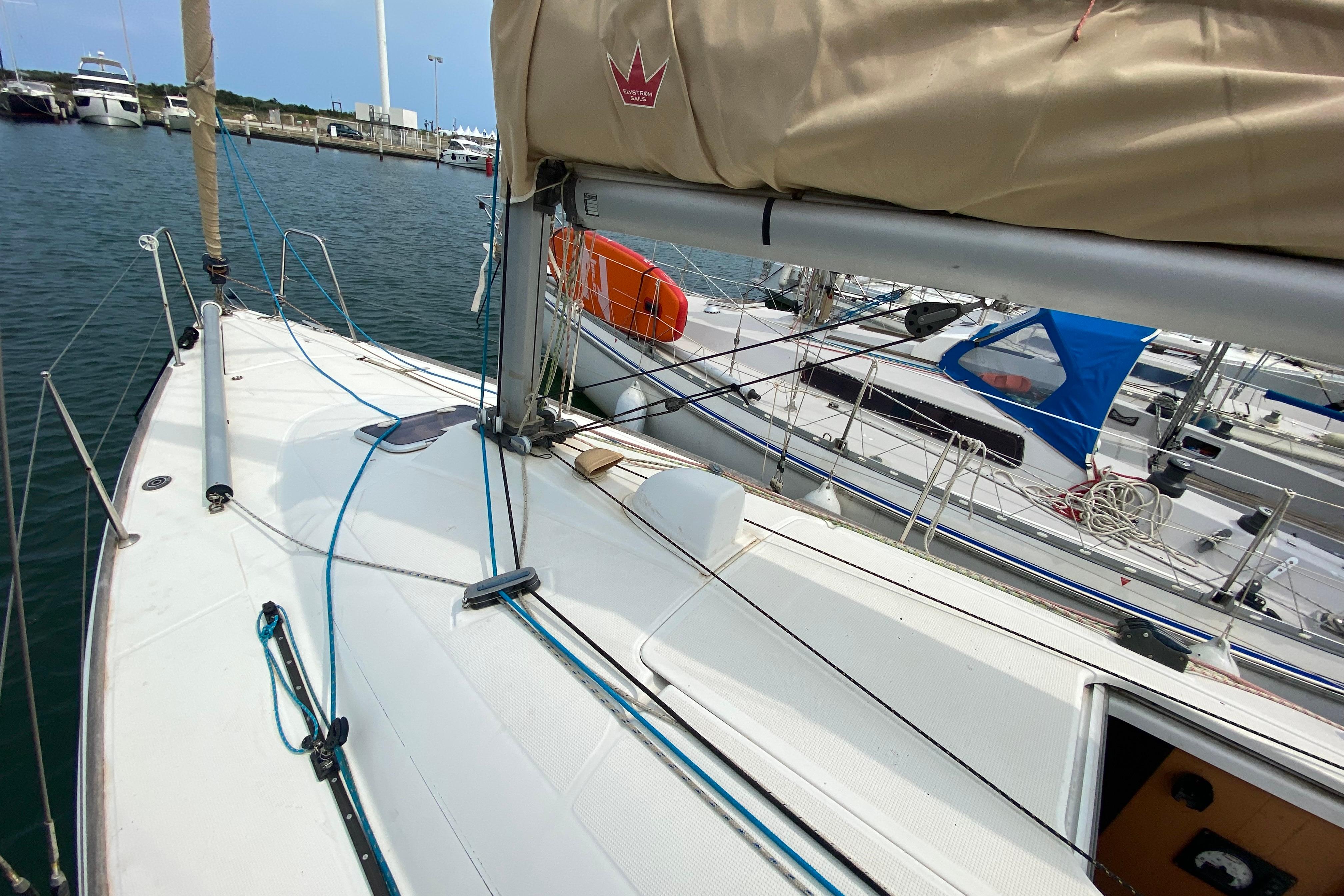 2004 Beneteau First 27.7
