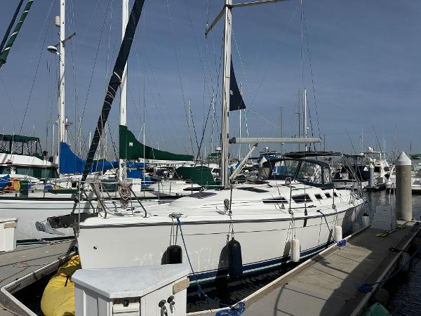 2008 Hunter 38
