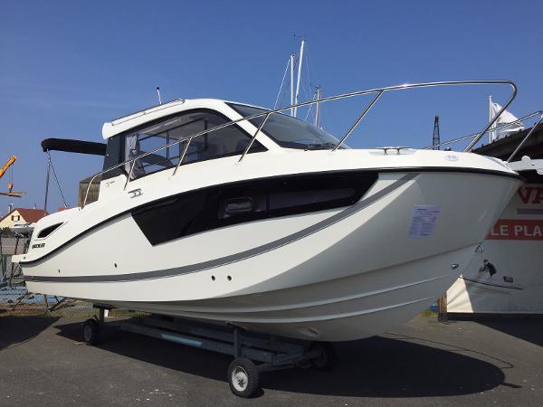 2024 Quicksilver Activ 755 Weekend