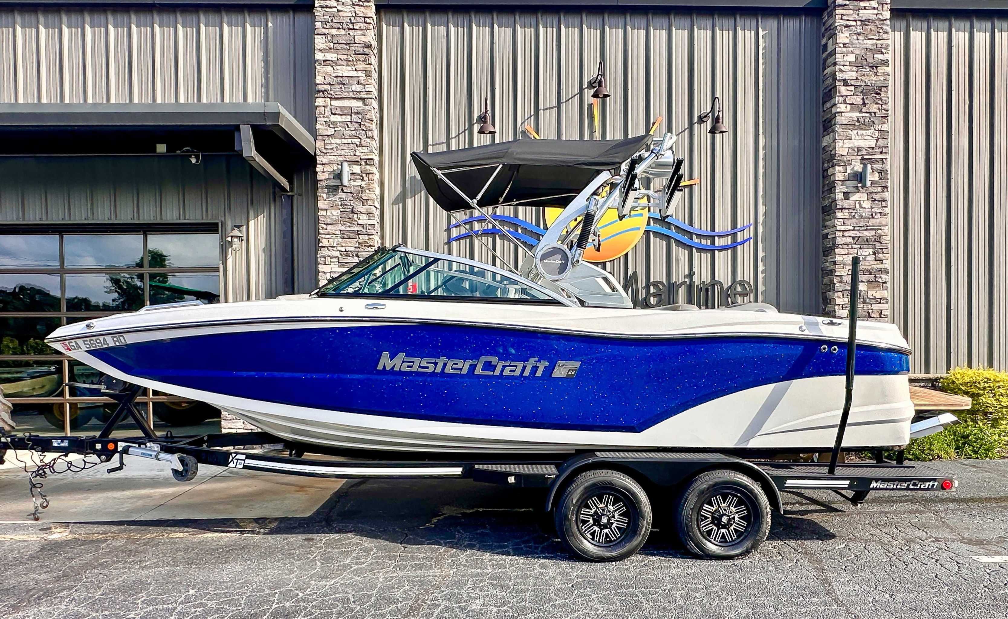 2018 MasterCraft XT22