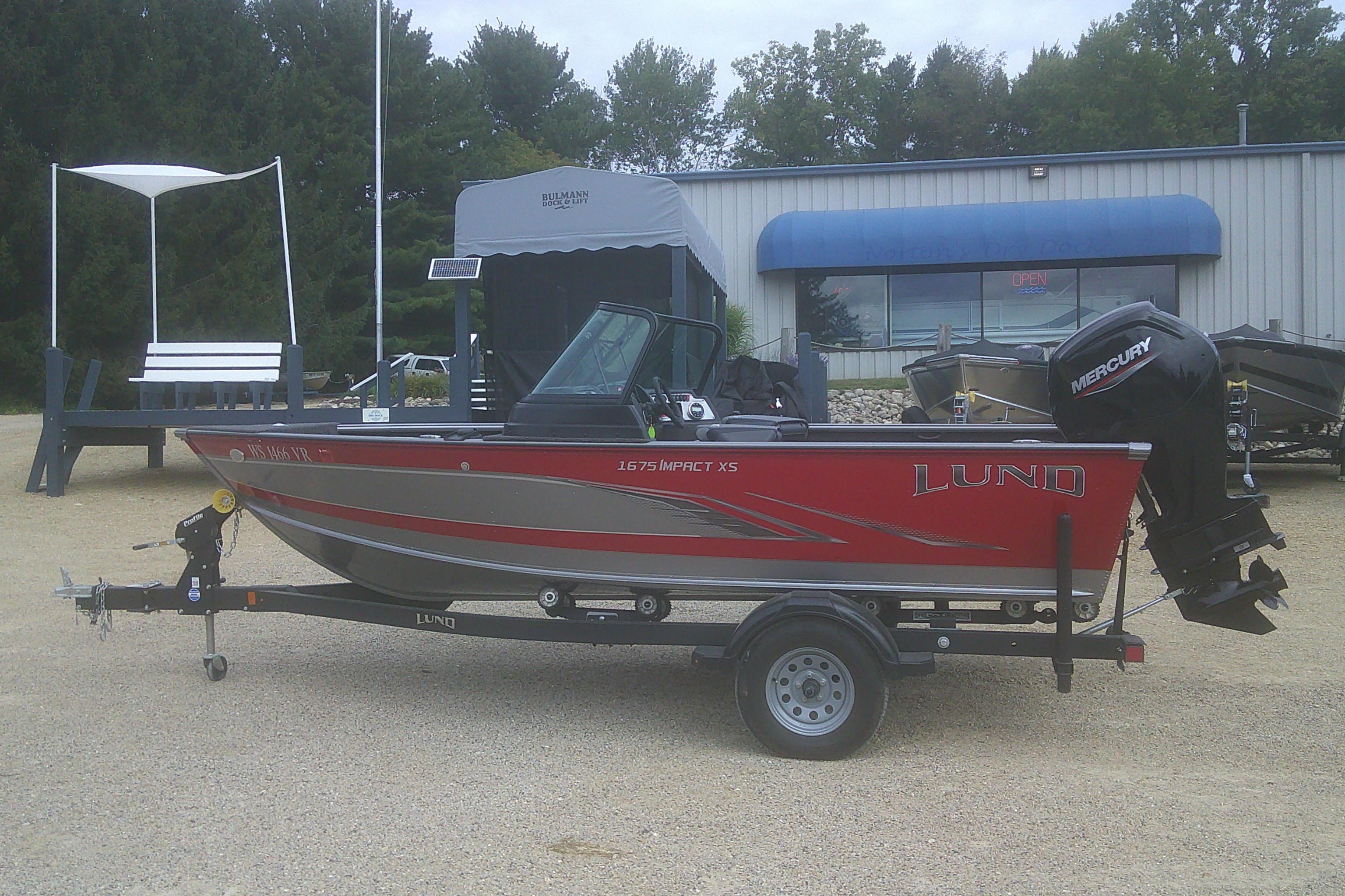 2022 Lund 1675 Impact XS Sport