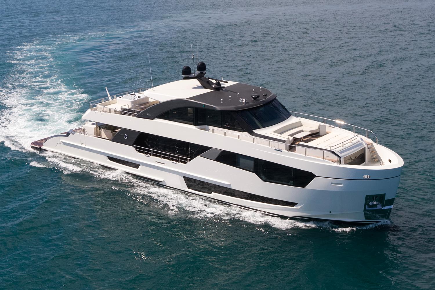 Ocean Alexander Boat image