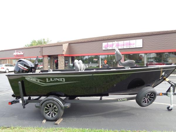 2025 Lund 1650 Rebel XL Tiller