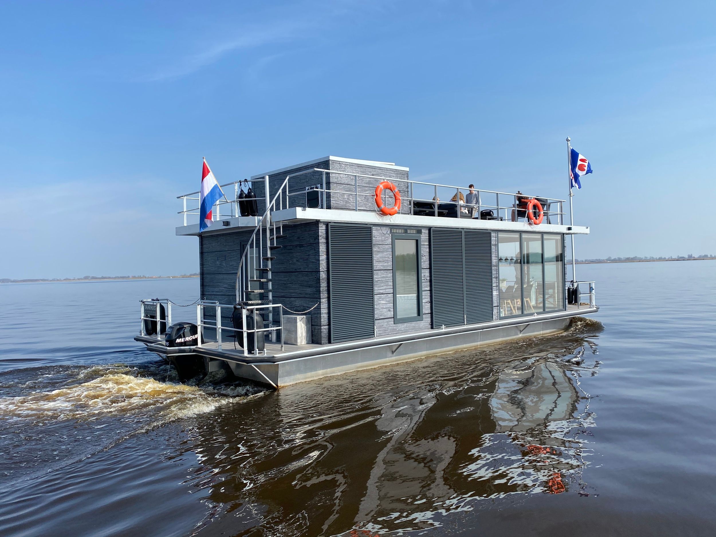 VaarAppartement 'Black Pearl' Houseboat - Panoramahut