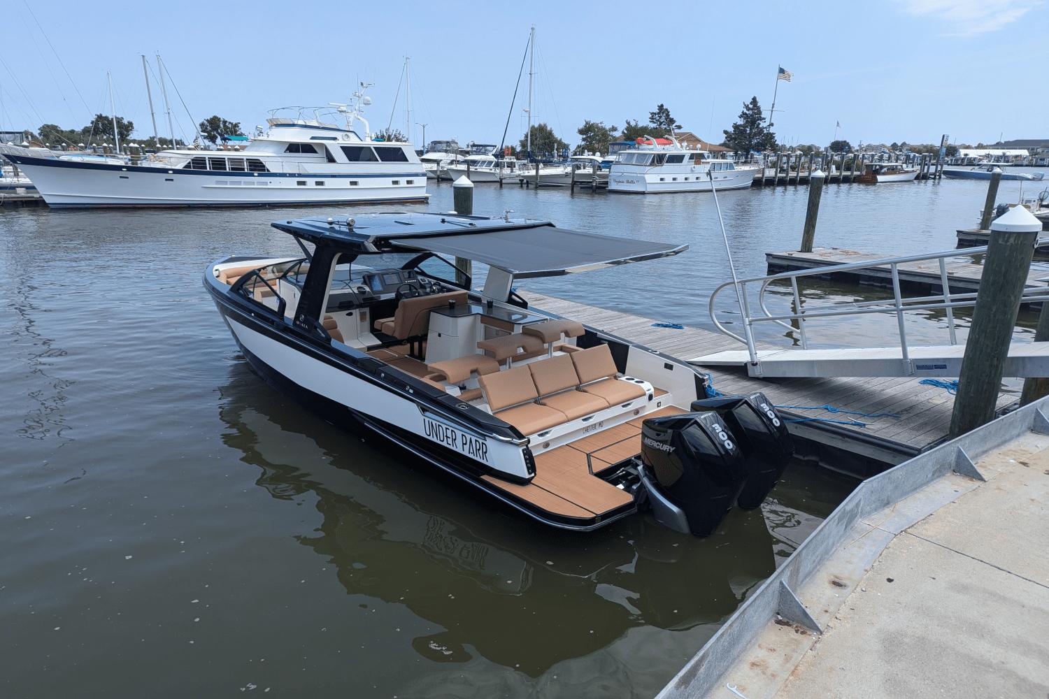 2022 Aviara AV 32-OB