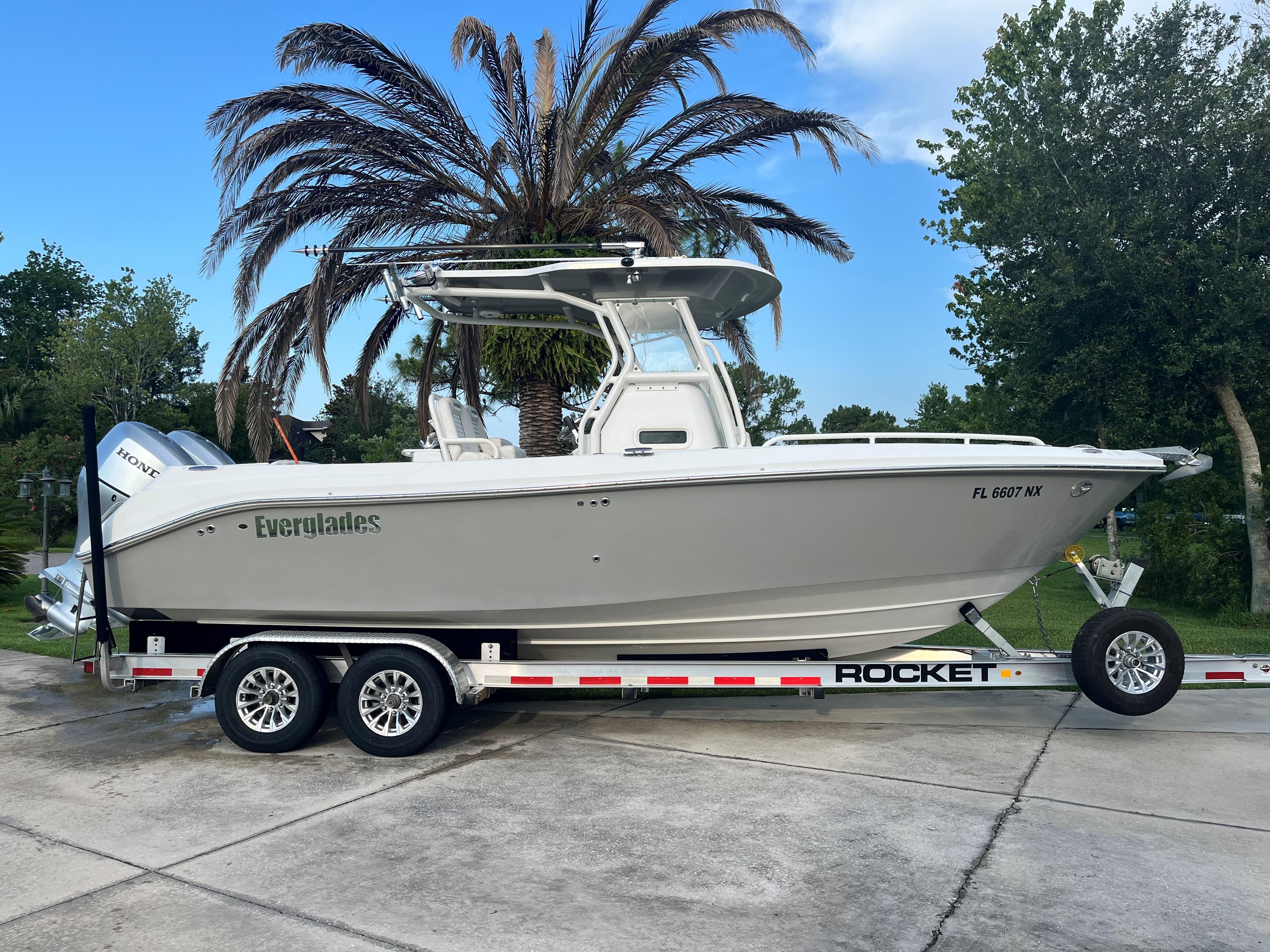 2008 Everglades 240