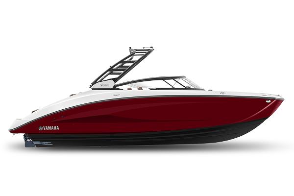 Yamaha Boats 252S Manufacturer Provided Image