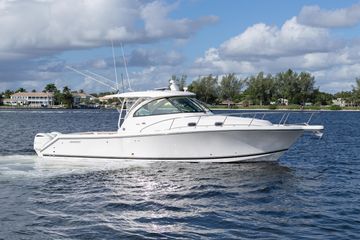 2018 Pursuit OS 385 Offshore