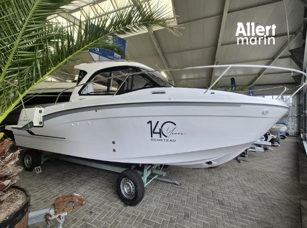 2023 Beneteau Antares 7