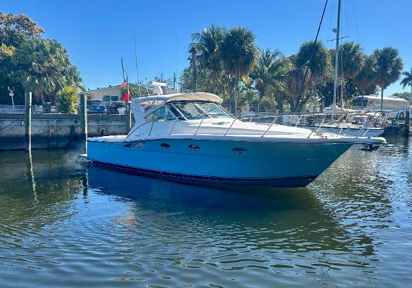 2000 Tiara Yachts 3500 Open