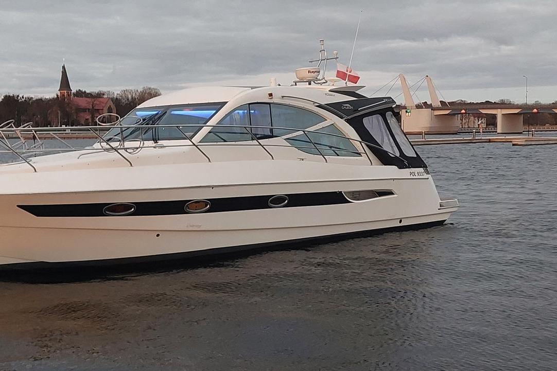 2009 Galeon 390 HT