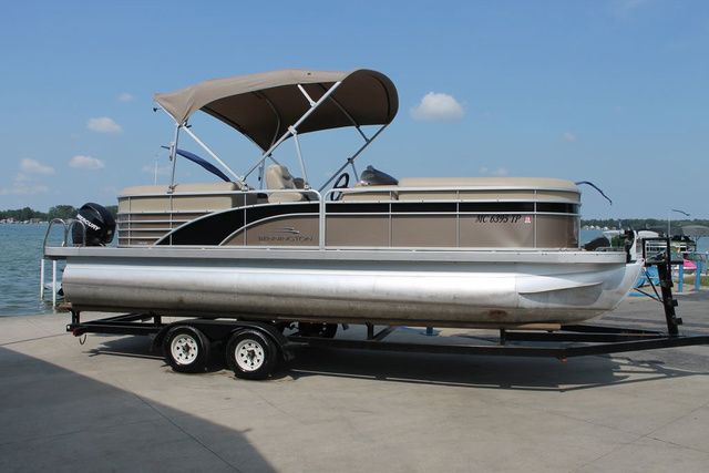 2013 Bennington 2250 GSR