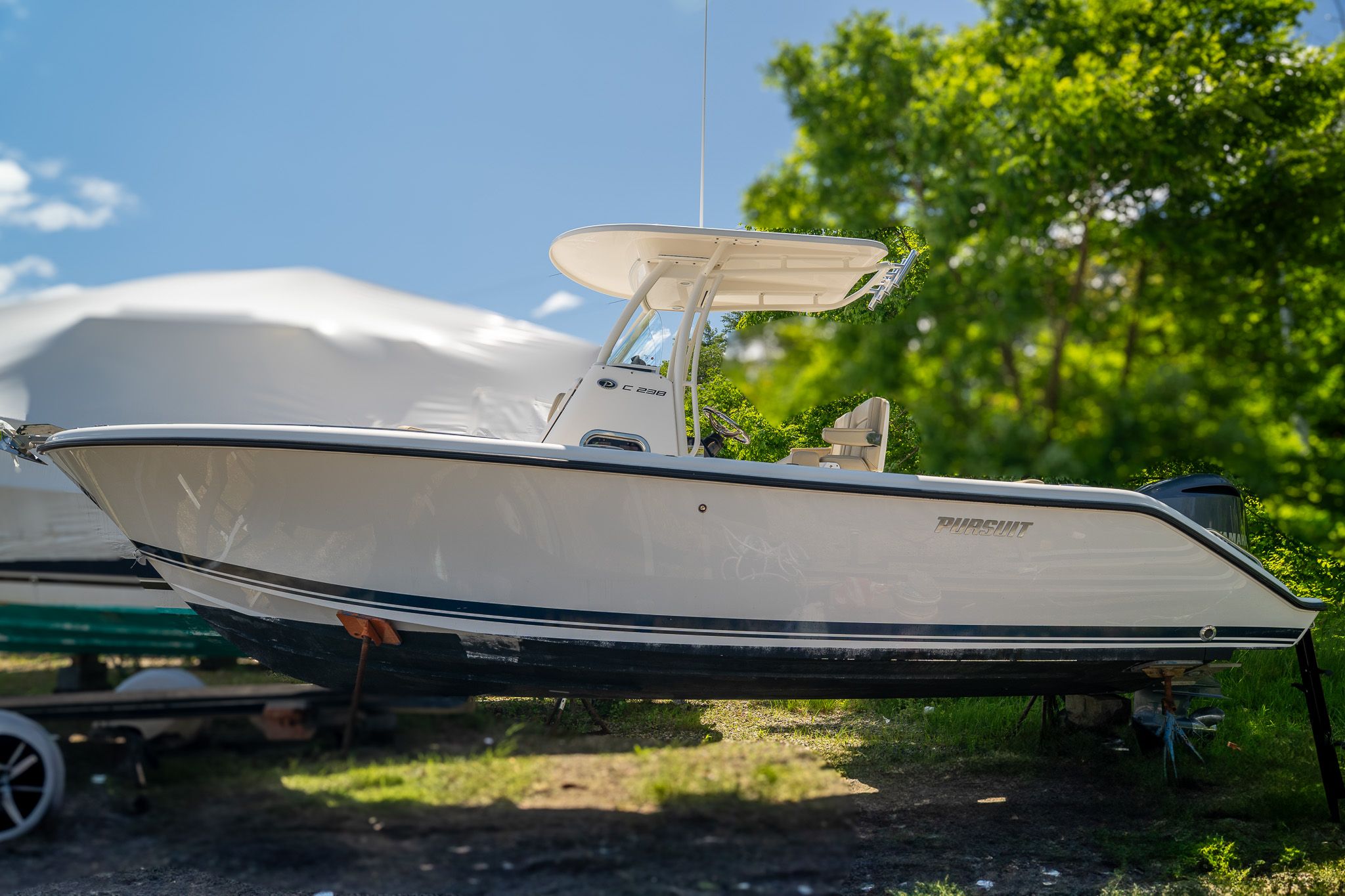 Pursuit C238