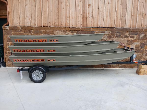 2025 Tracker Grizzly 1436 Utility