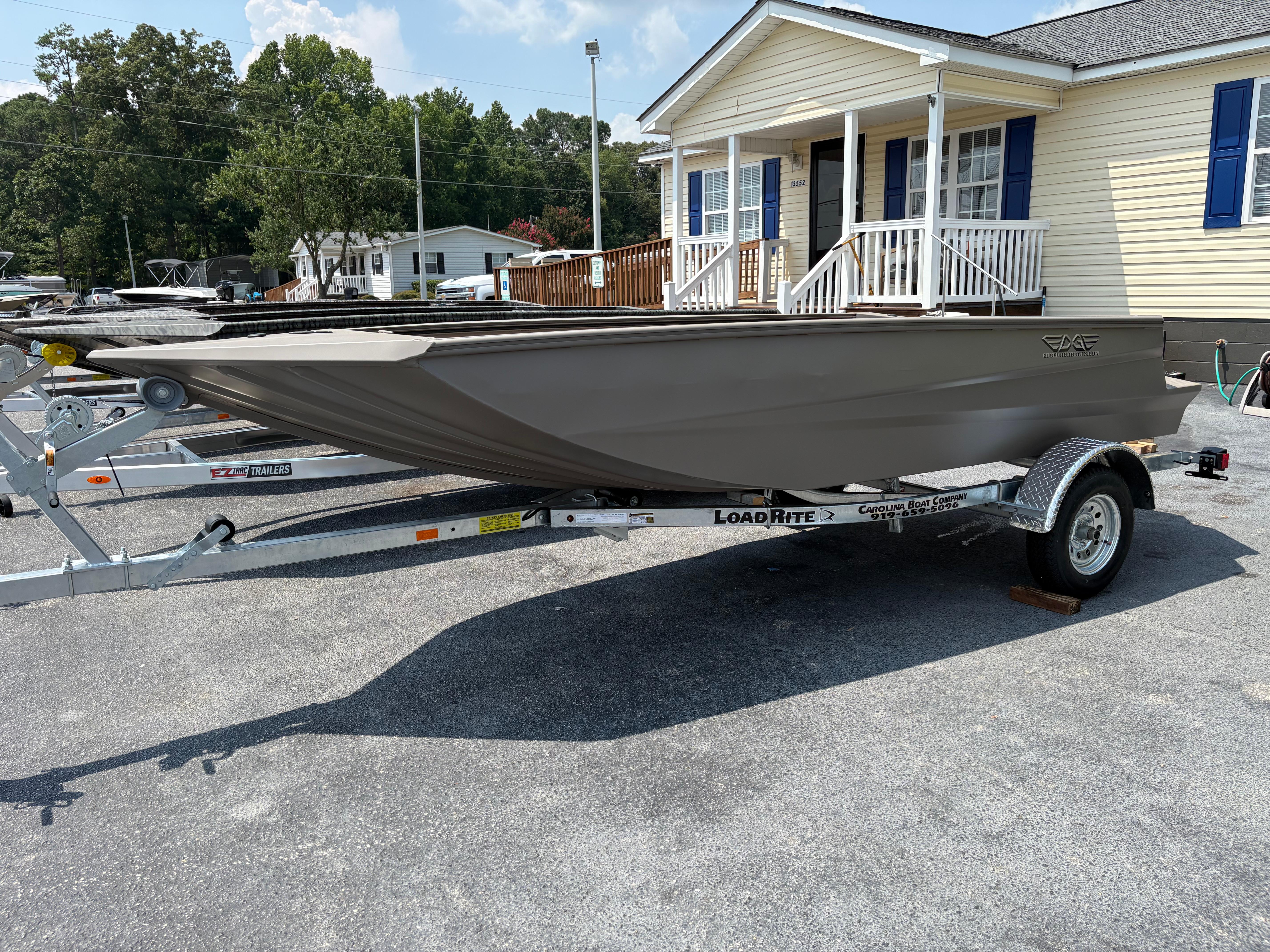 Edge Duck Boats 656DB Sportsman