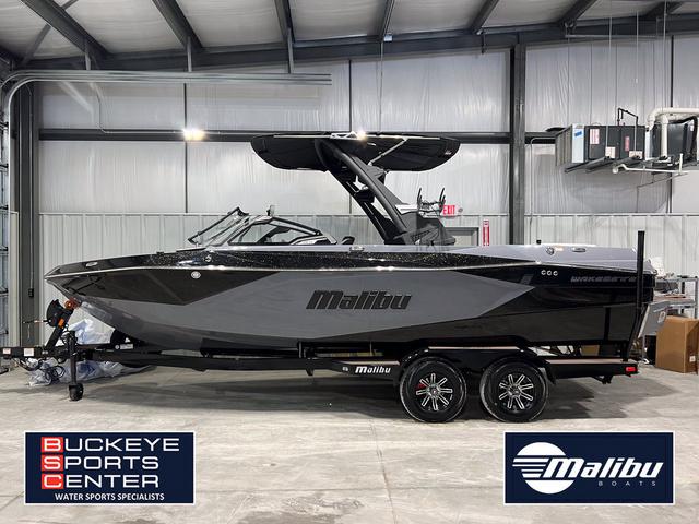 2025 Malibu 23 LSV