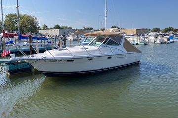 2000 Tiara Yachts 3100 Open