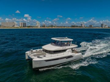 2020 Leopard 53 Powercat