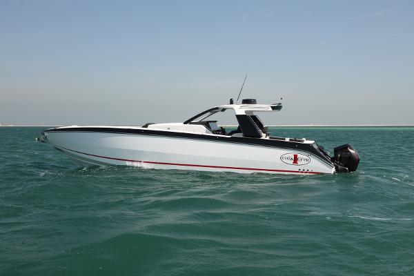 2021 Cigarette 42 Auroris