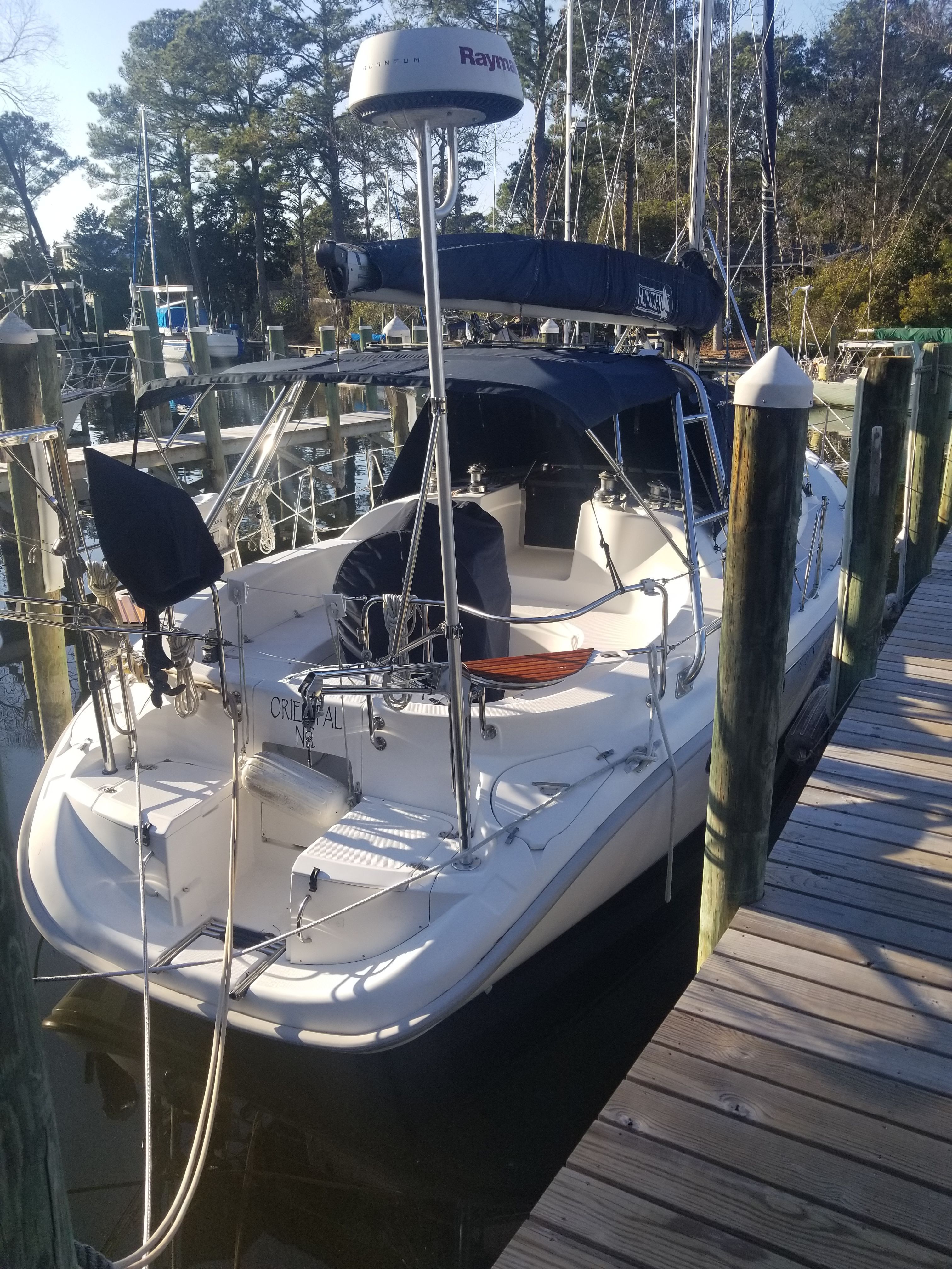 2000 Hunter 380