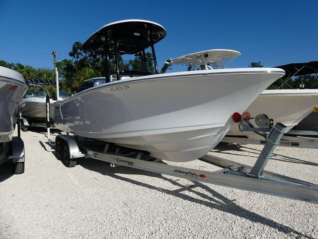 2023 Sportsman Open 232 Center Console