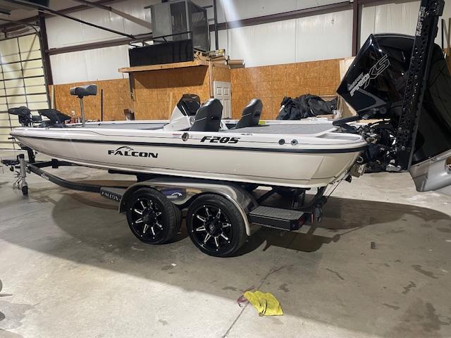 2023 Falcon Boats F205