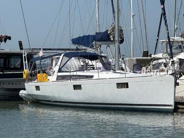 2017 Beneteau Oceanis 48