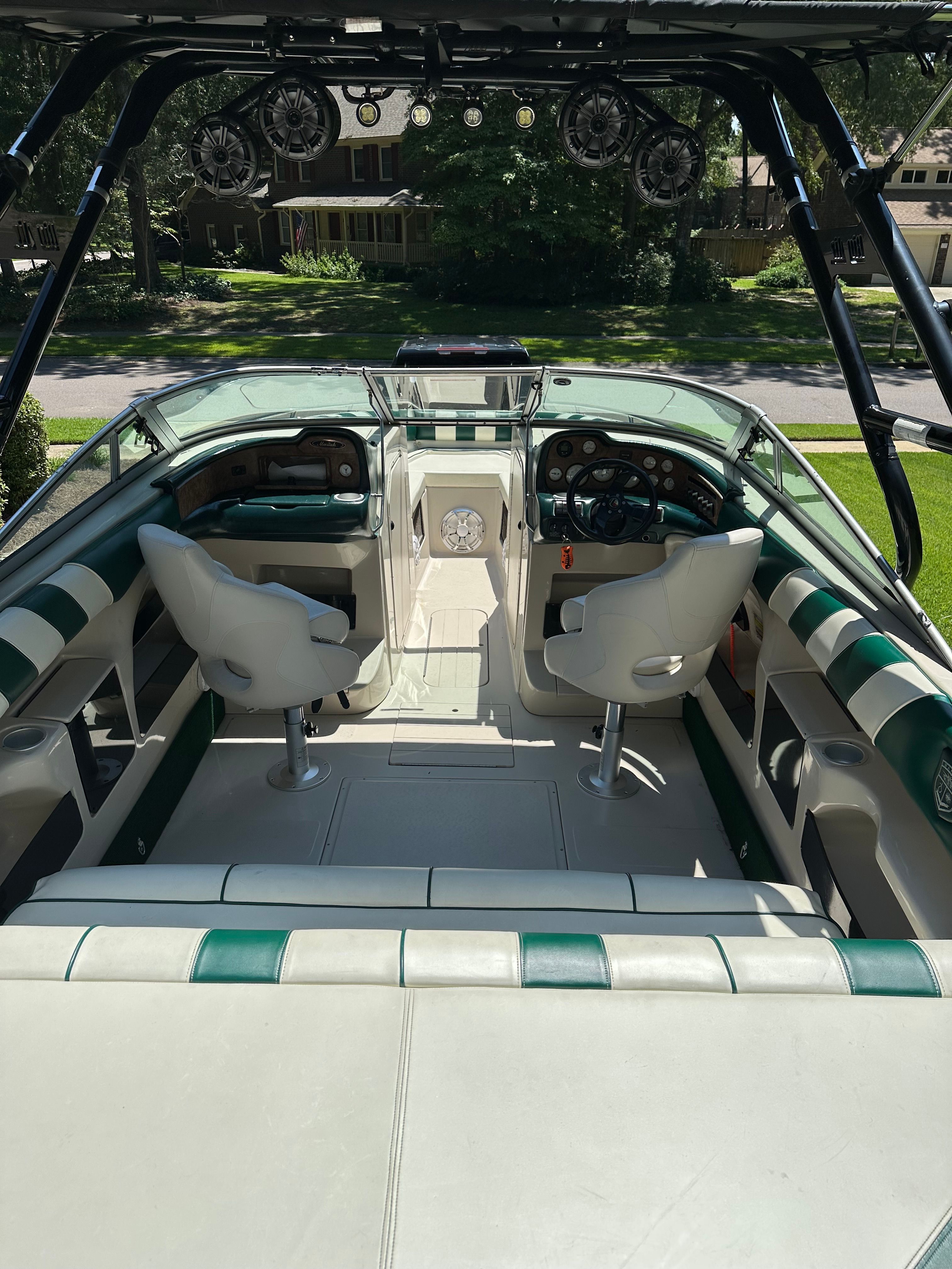 1997 Mariah Z241 Talari