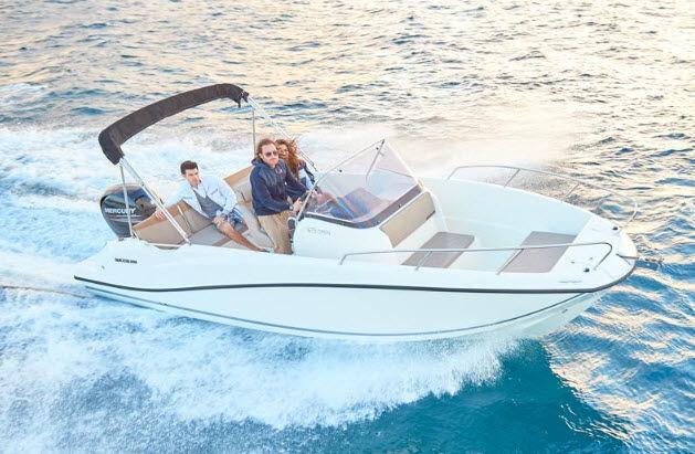 Quicksilver Activ 675 Open