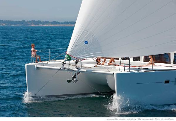 2011 Lagoon 450