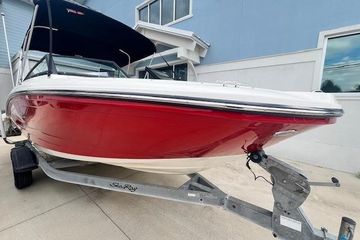 2018 Sea Ray 19 SPX OB