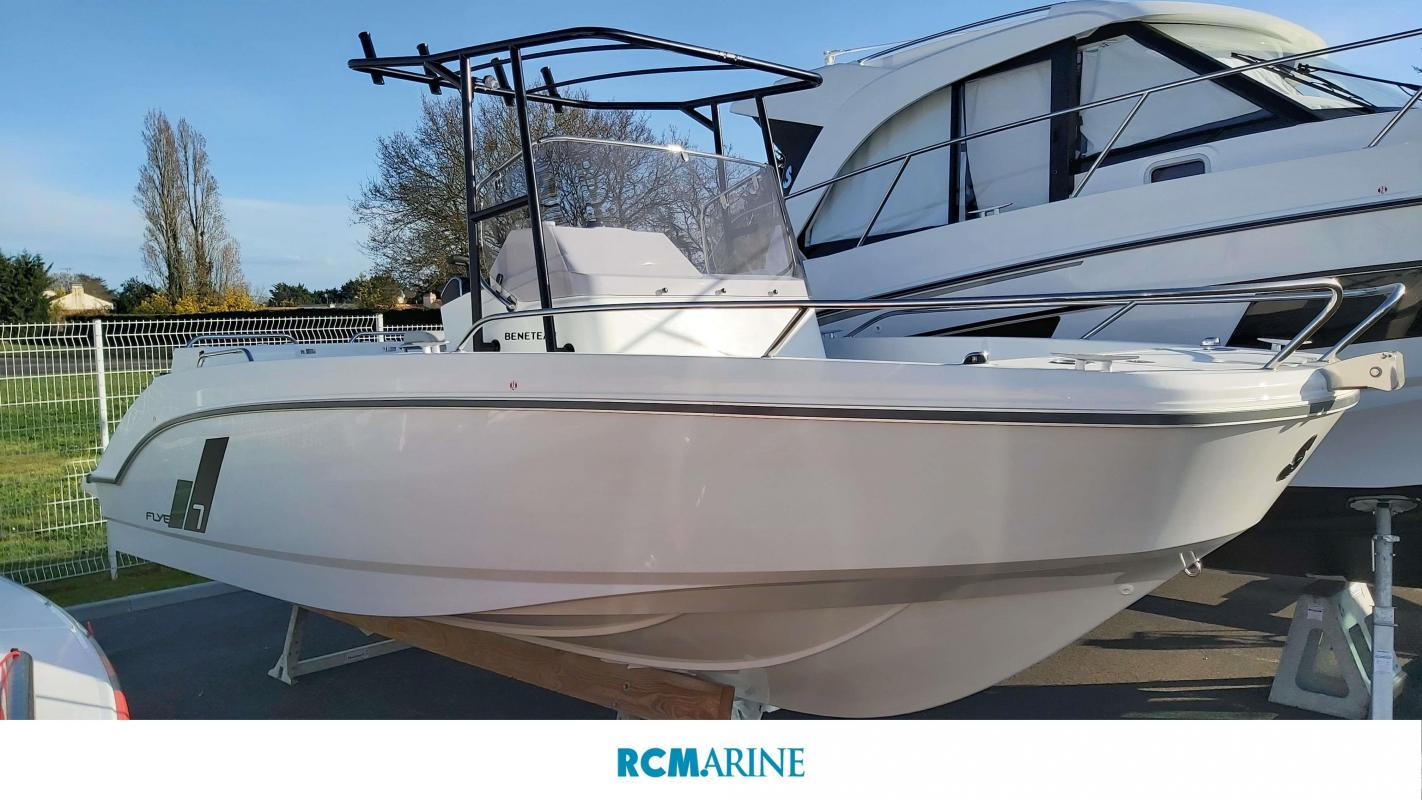 2023 Beneteau Flyer 7 SPACEdeck
