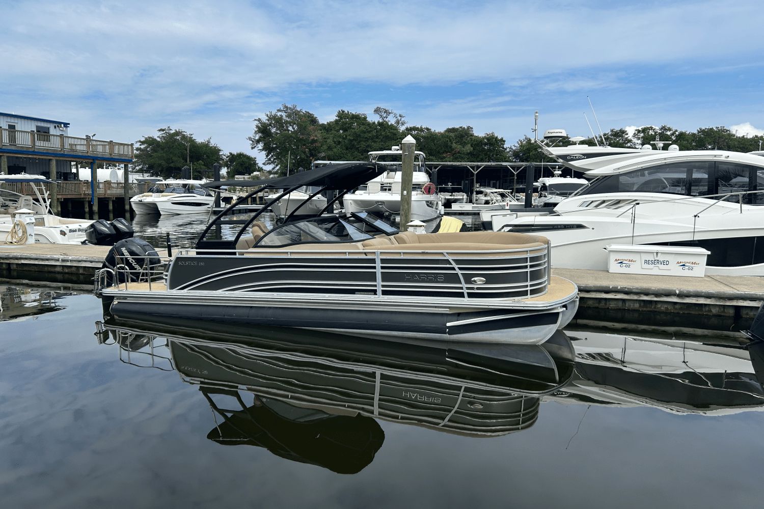 2017 Harris Solstice 230