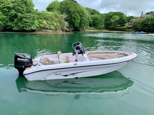 IN STOCK NOW Ranieri Voyager 19 & Suzuki 115