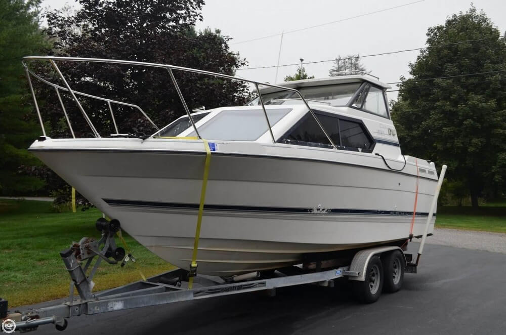 1999 bayliner 2452 ciera express, scarborough maine