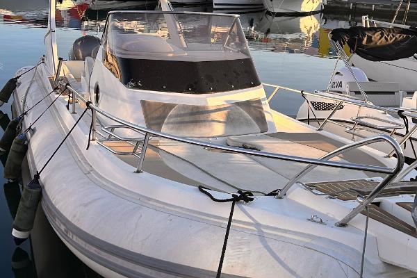 2017 Capelli Tempest 1000 WA