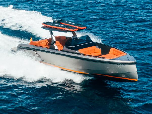 2021 Vanquish Yachts VQ40