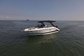 2025 Sea Ray SLX 260 Outboard