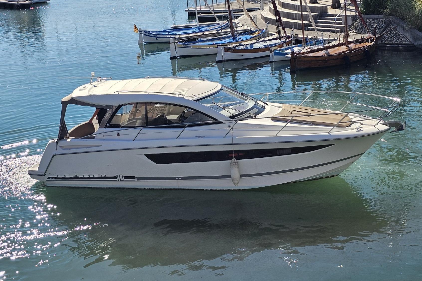 2011 Jeanneau Leader 10